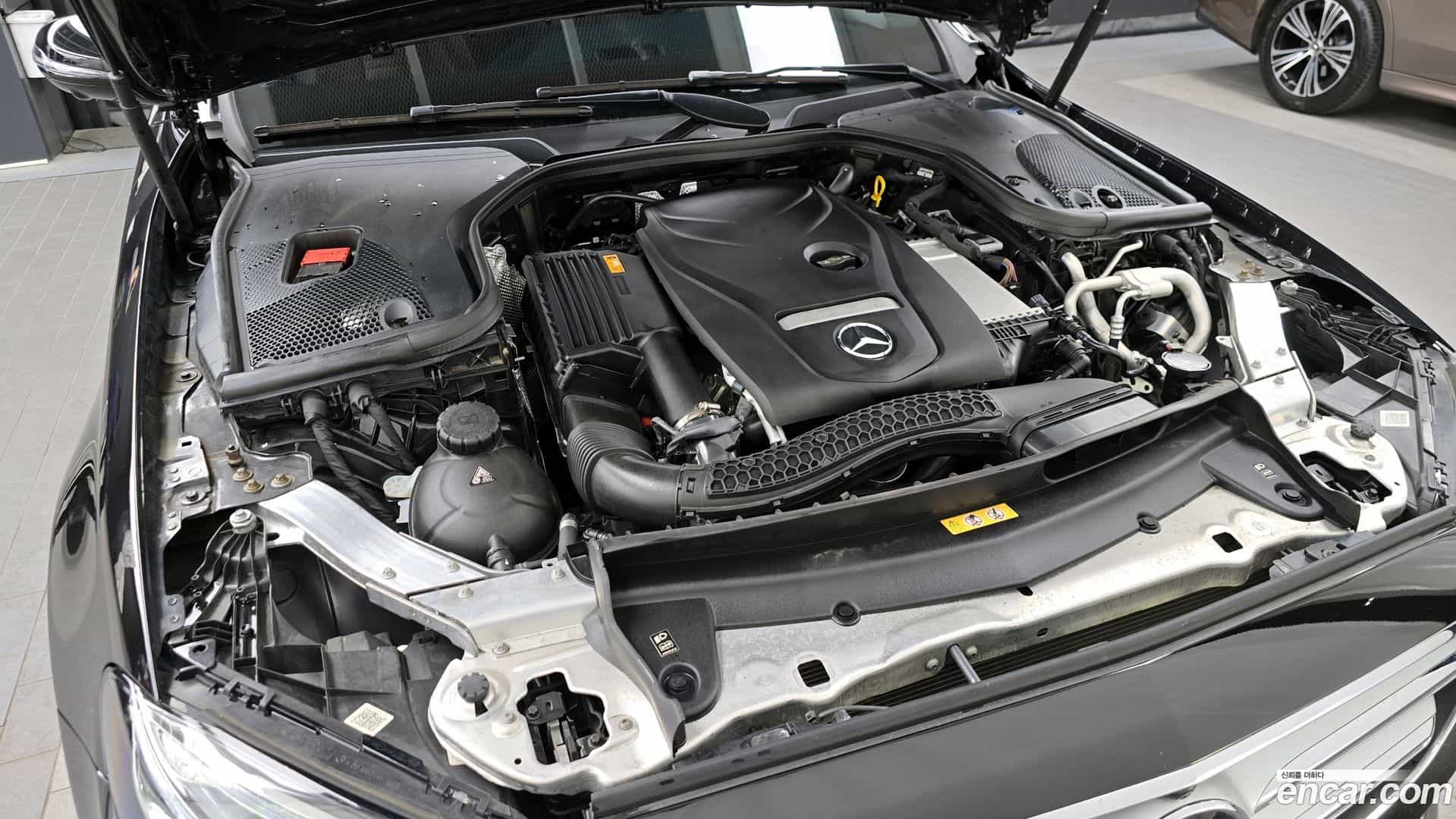 E-Class Mercedes-Benz 2020.6-OUTER-006