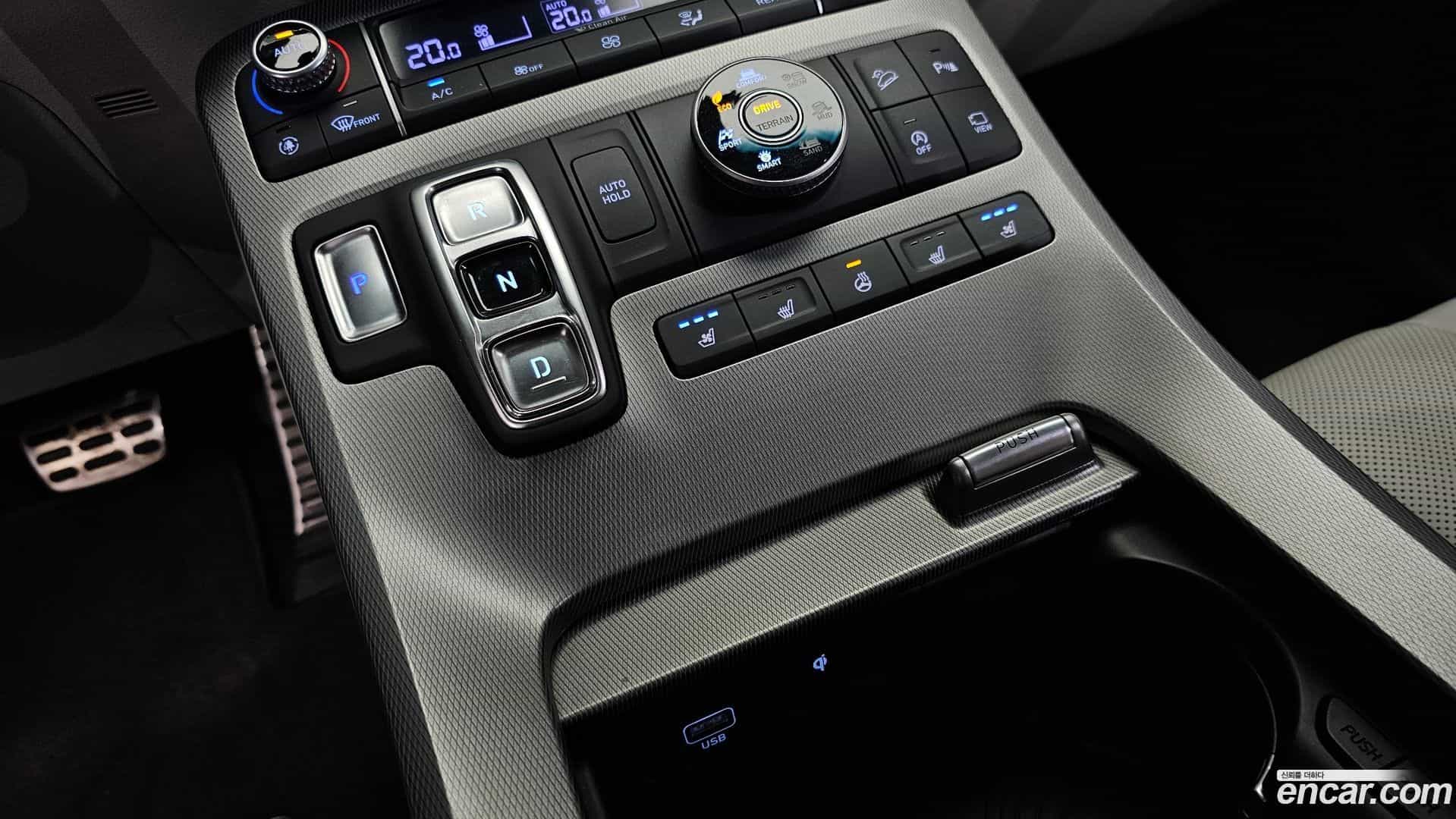 Palisade Hyundai 2020.0-INNER-009