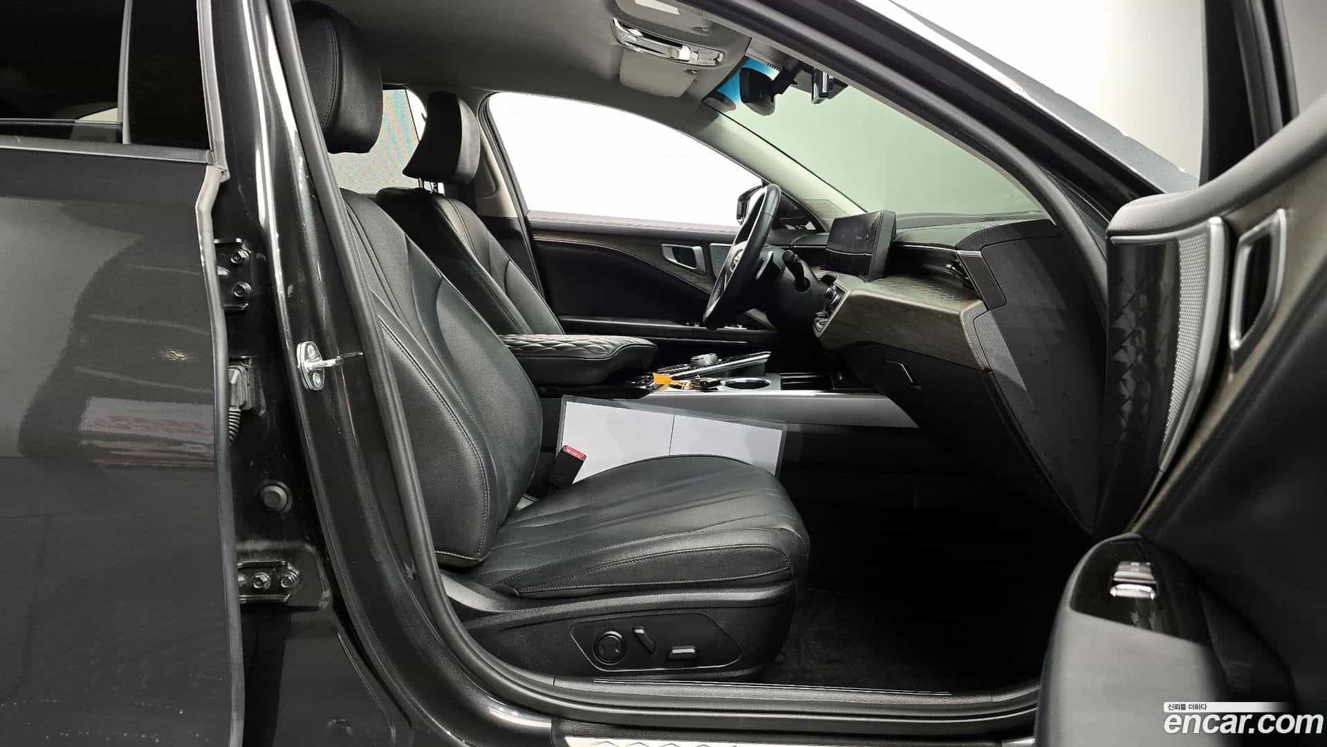 K8 Kia 2022.2-INNER-036