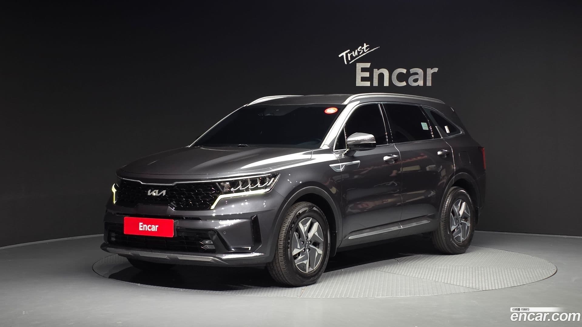 Main__Slider__Photo:Sorento Kia 2022.1-0