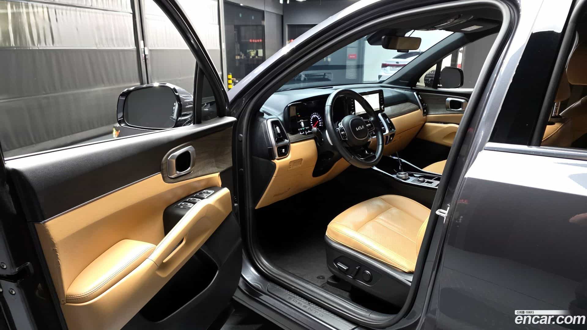 Sorento Kia 2022.1-INNER-010