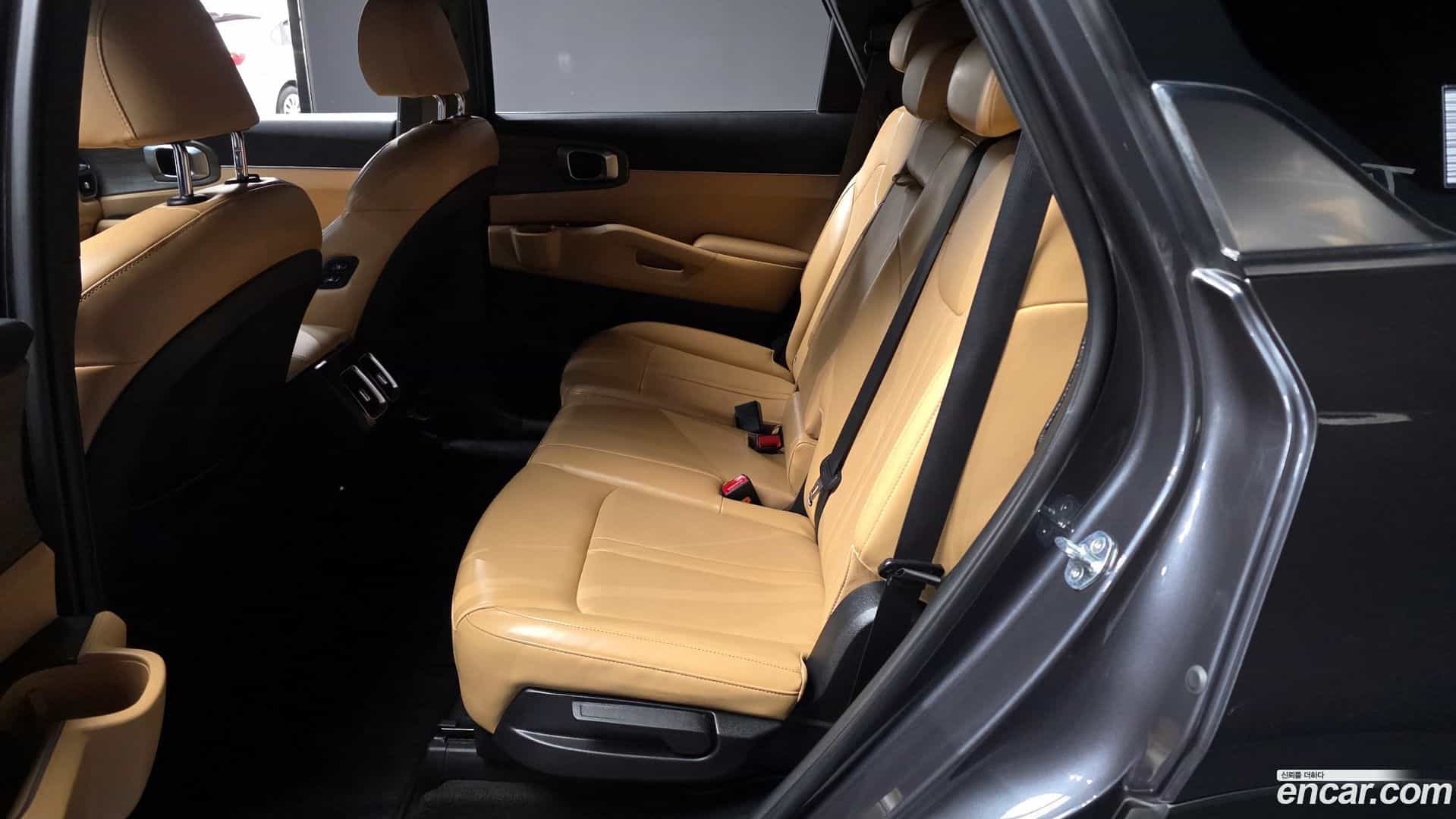 Sorento Kia 2022.1-INNER-036