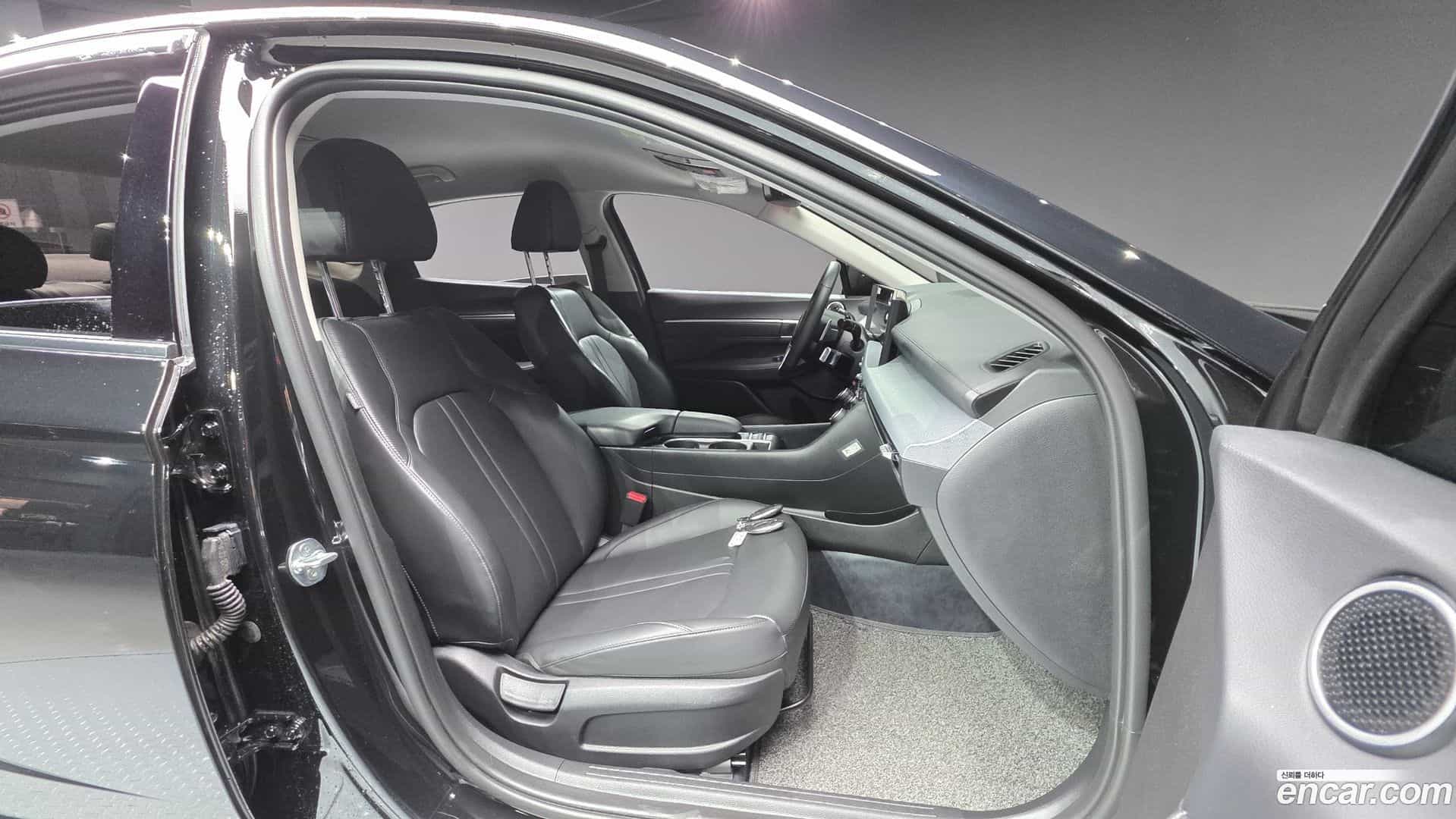 Sonata Hyundai 2025.6-INNER-010
