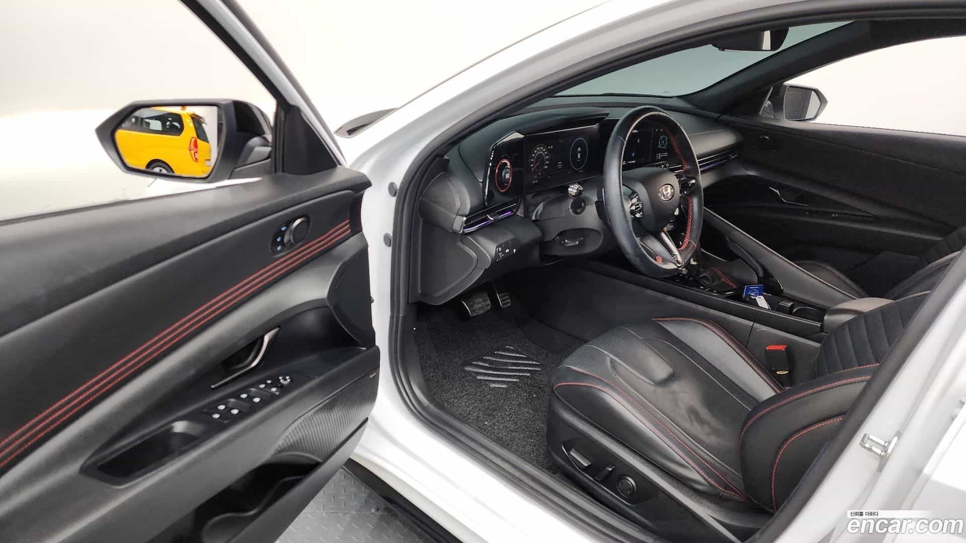 AVANTE Hyundai 2020.10-INNER-010