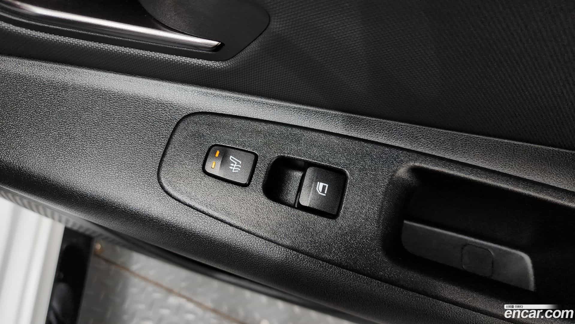 AVANTE Hyundai 2020.10-OPTION-042