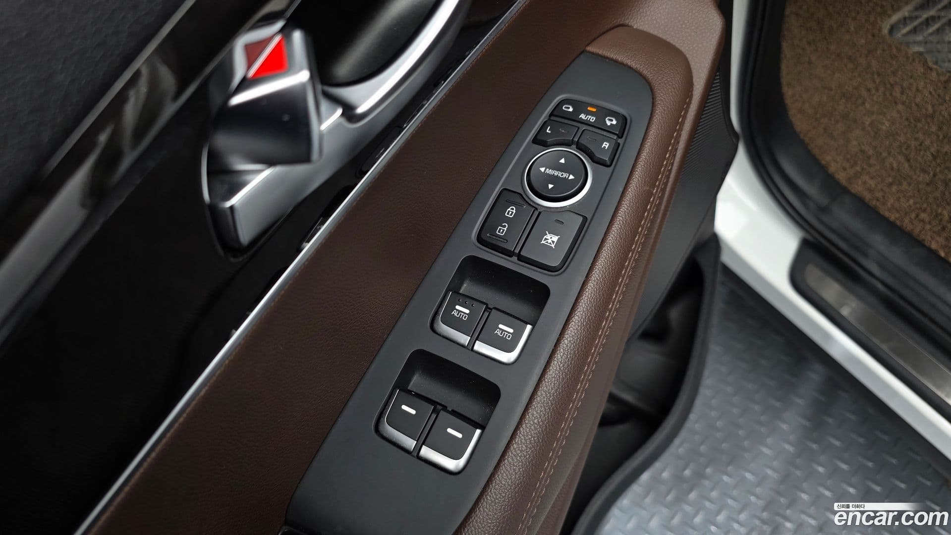 Main__Slider__Photo:Sorento Kia 2015.8-36