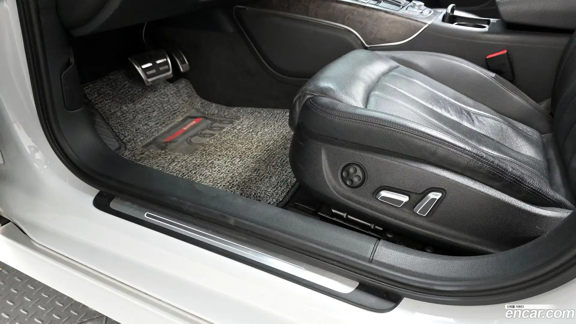 A6 Audi 2018.11-OPTION-044