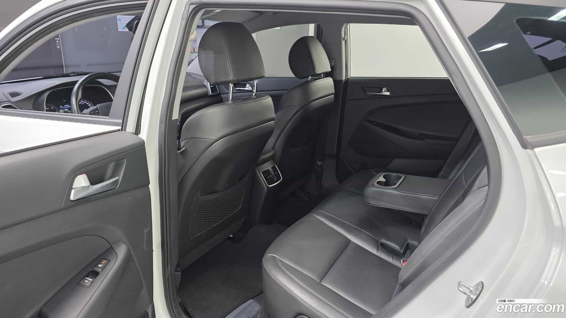 Tucson Hyundai 2019.6-OPTION-015