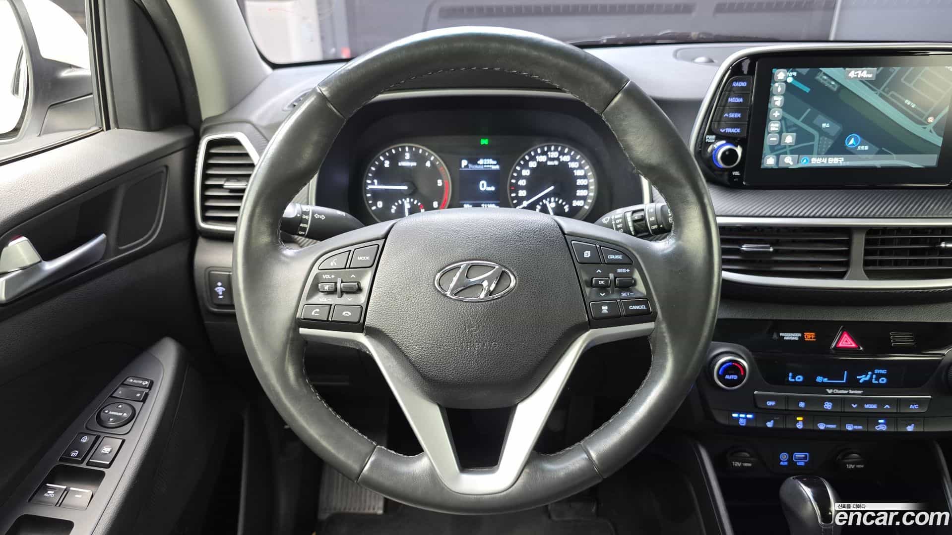 Tucson Hyundai 2019.6-OPTION-017