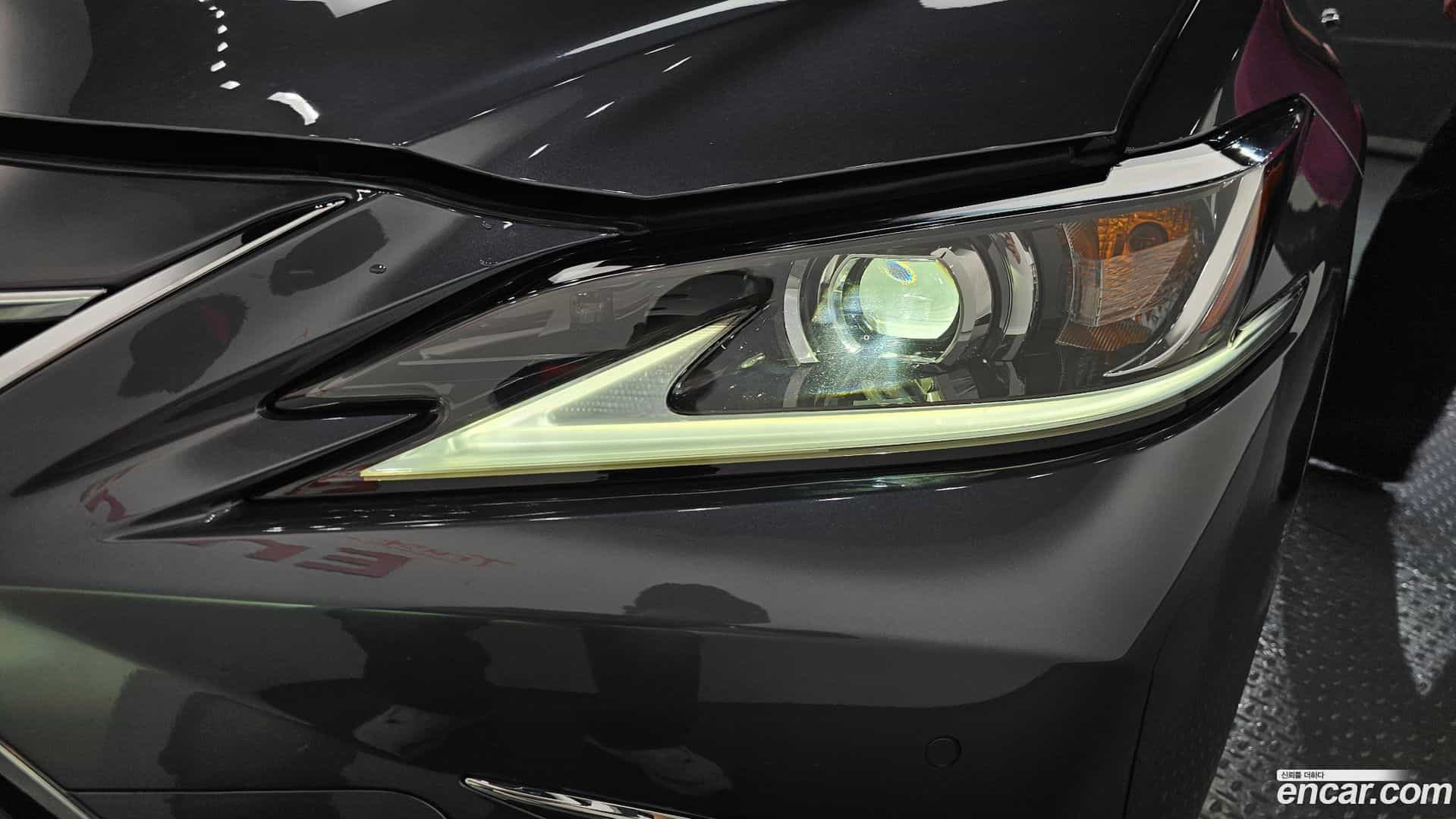 ES Lexus 2021.11-OUTER-032