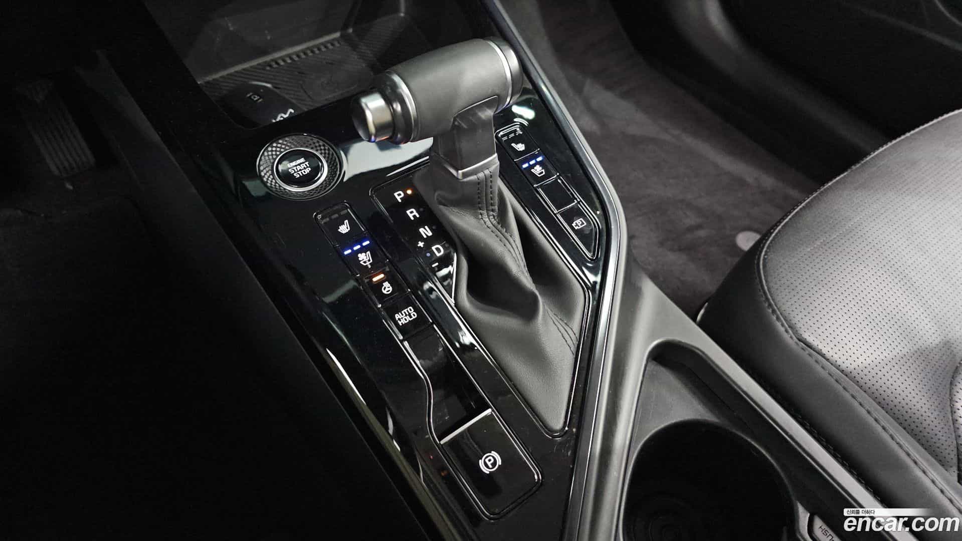 Niro Kia 2023.0-INNER-009