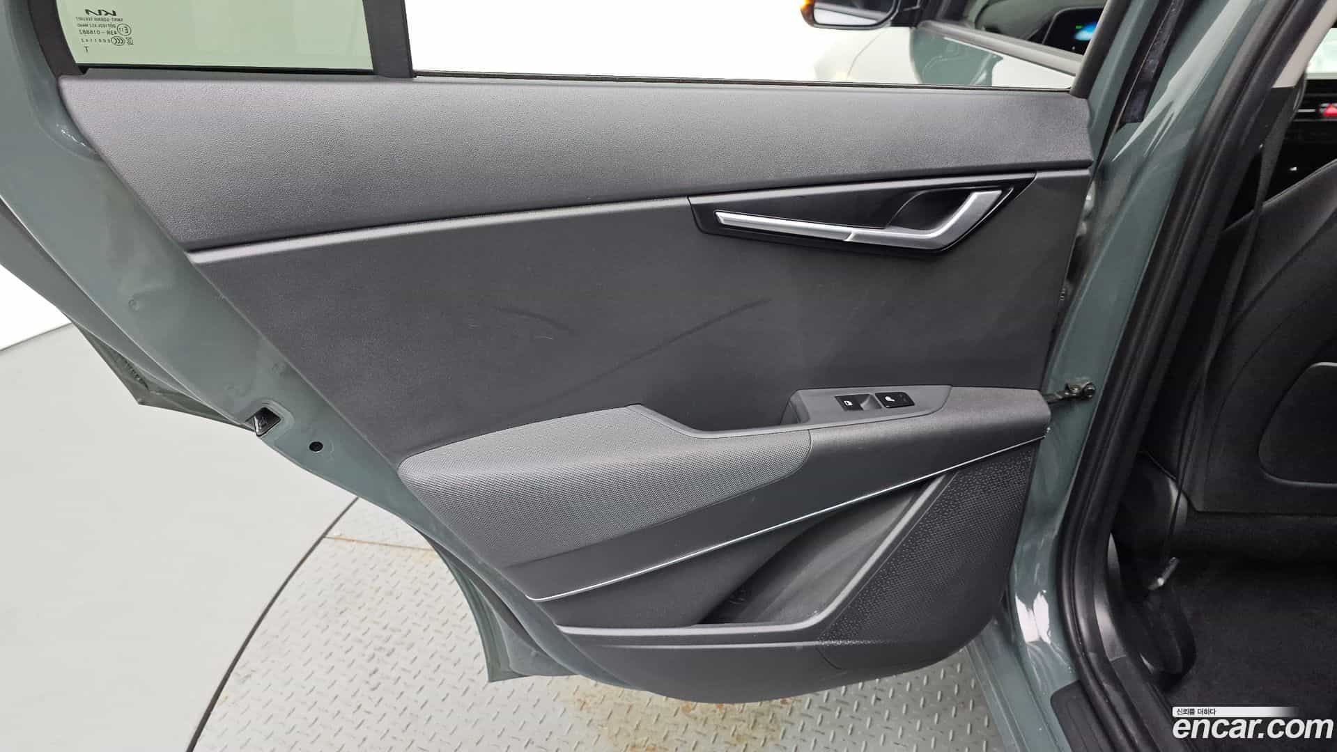 Niro Kia 2023.0-INNER-035