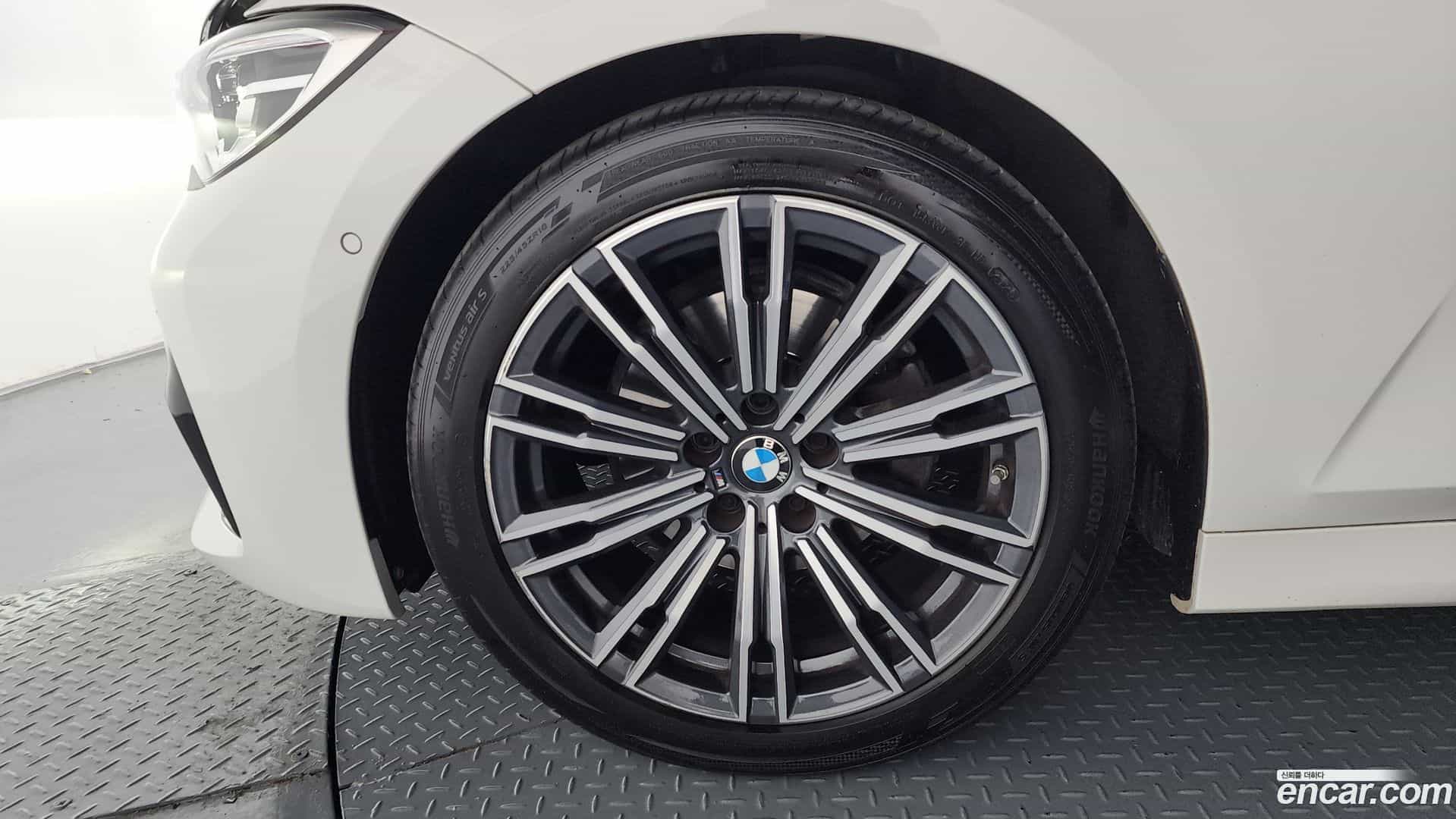 3-Series BMW 2021.6-OUTER-005