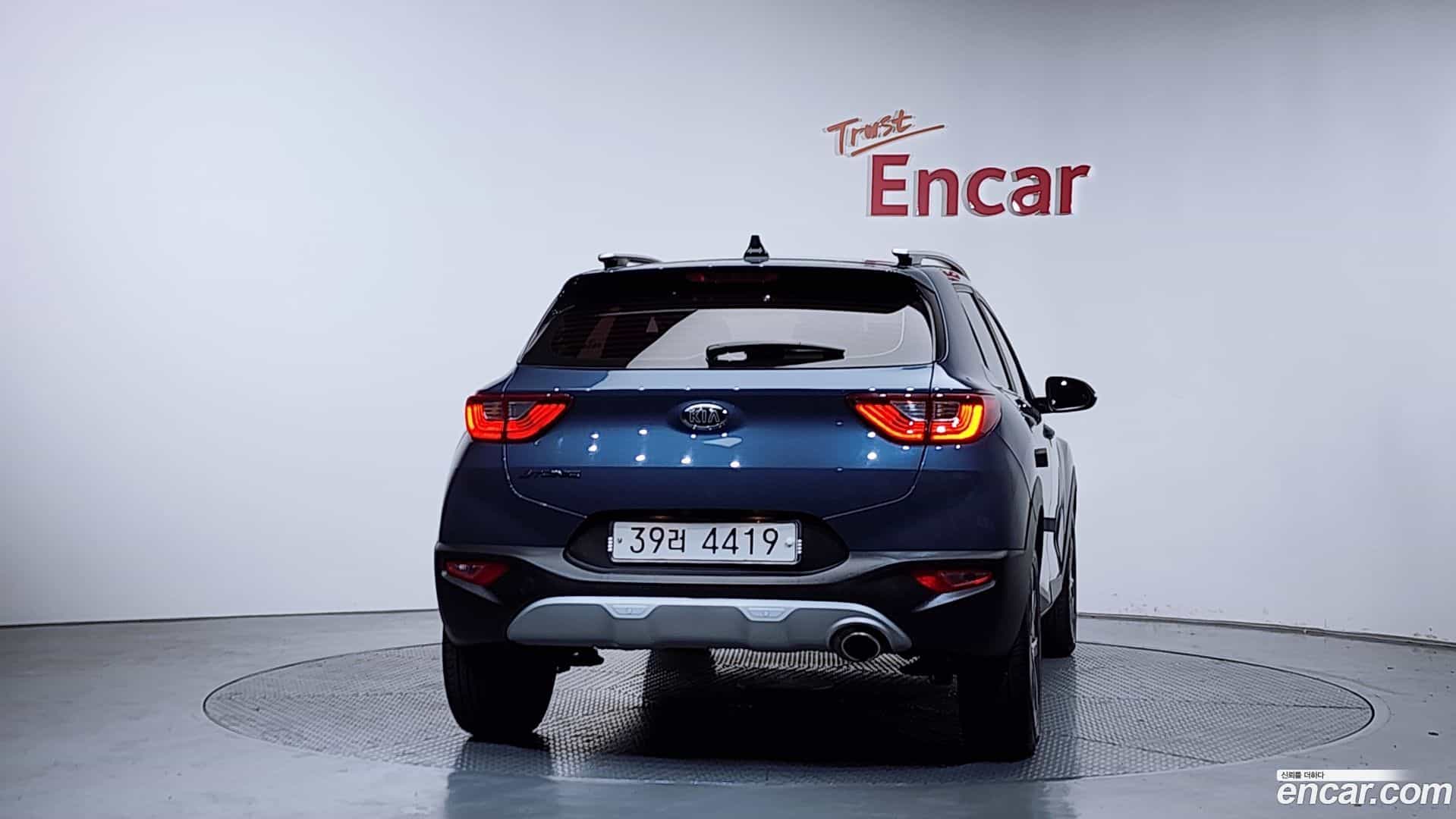 Stonic Kia 2018.8-OUTER-004