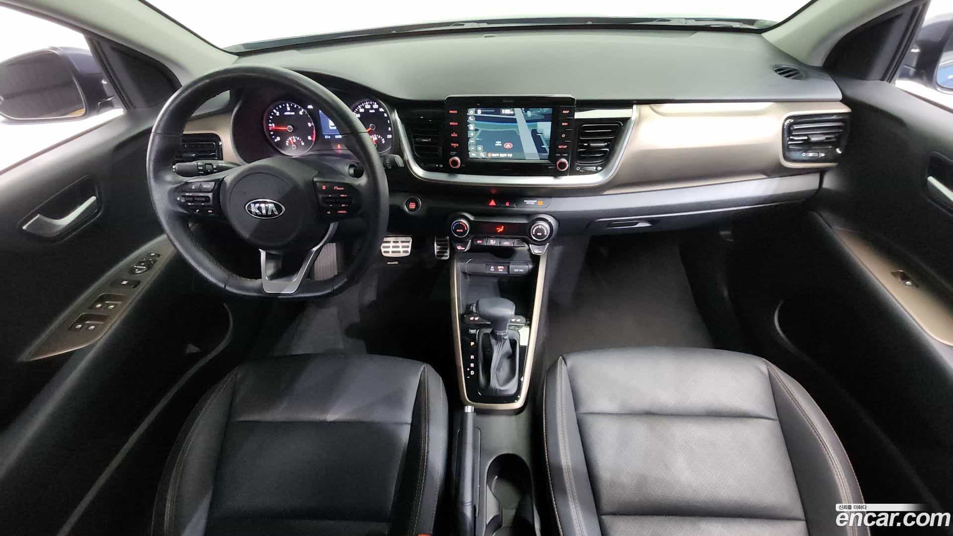 Stonic Kia 2018.8-INNER-007