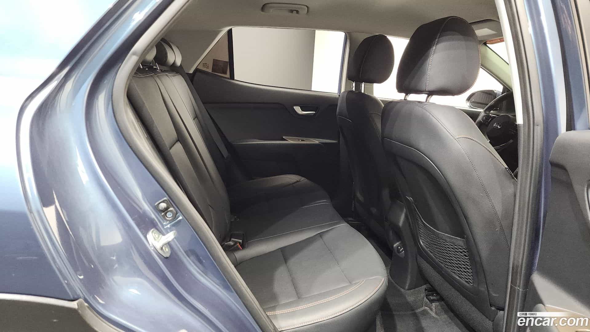 Stonic Kia 2018.8-OPTION-015