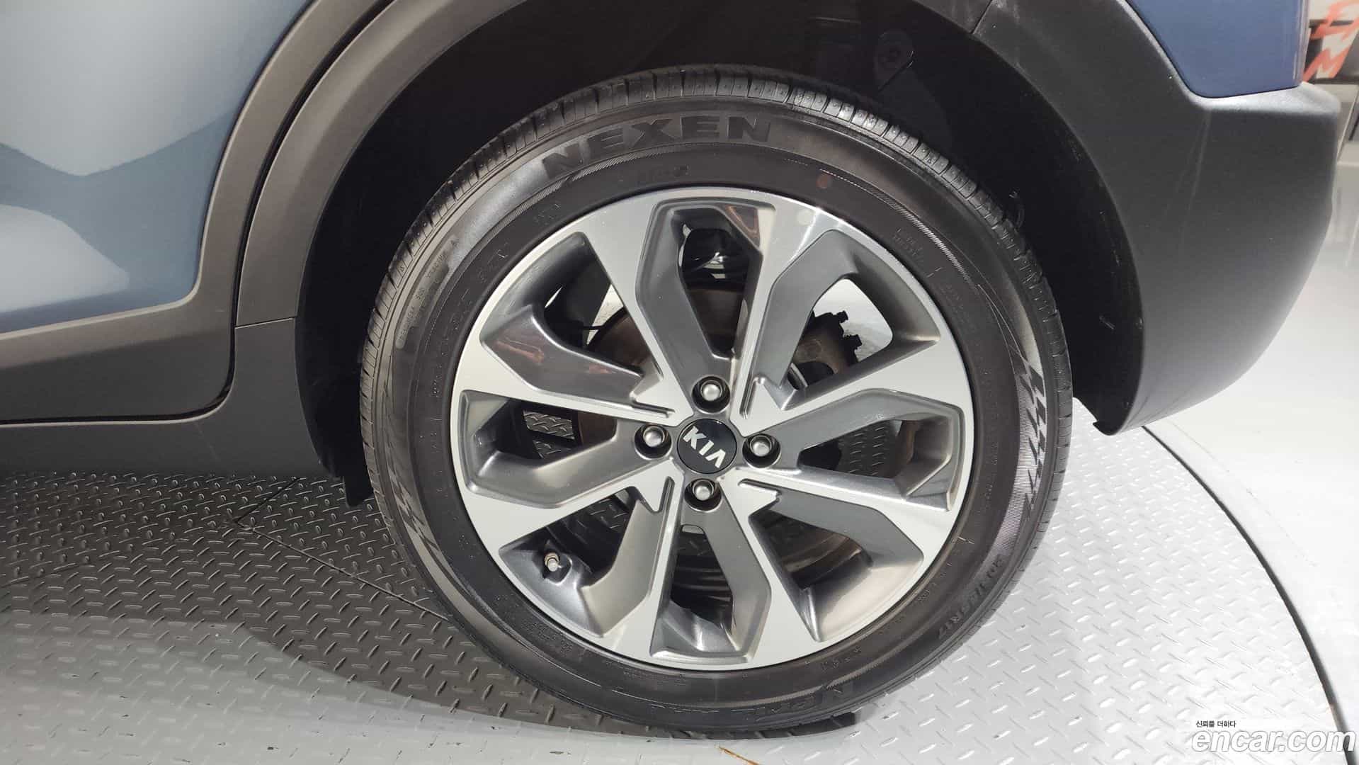 Stonic Kia 2018.8-OUTER-031