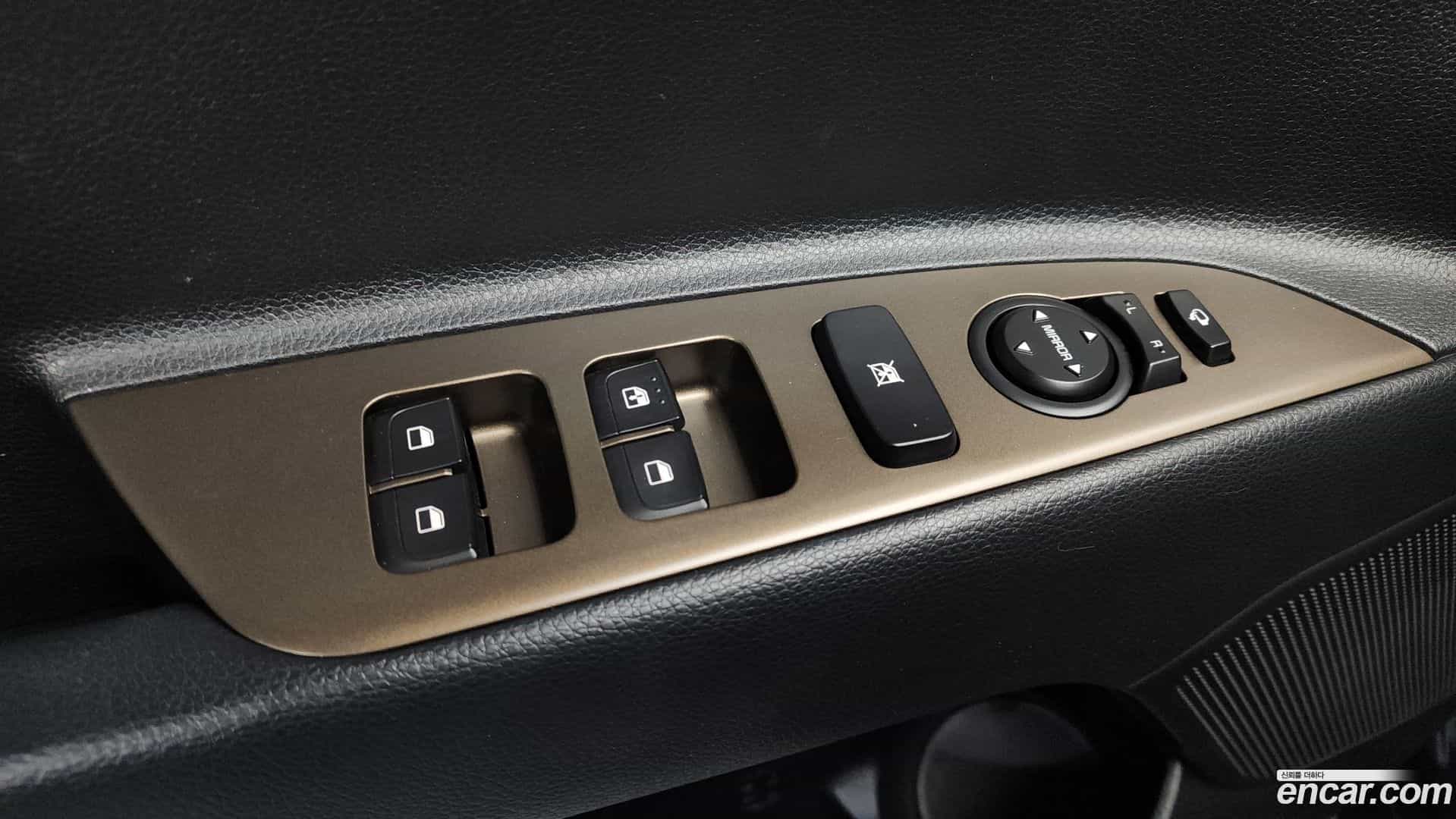 Stonic Kia 2018.8-OPTION-041