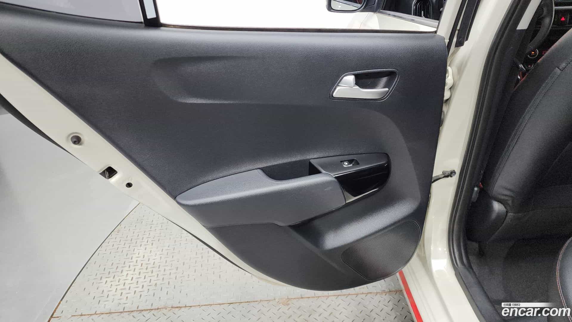 morning Kia 2019.0-INNER-035