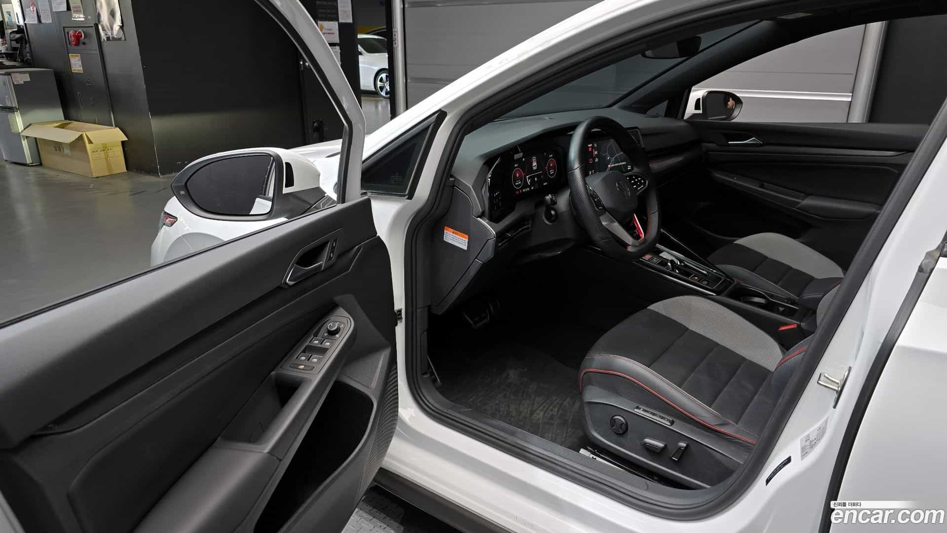 Golf Volkswagen 2023.7-INNER-010