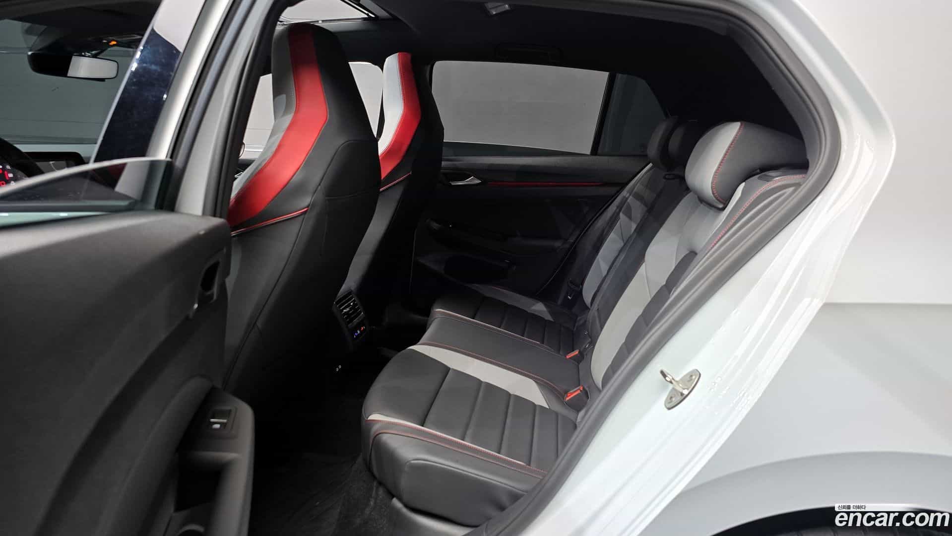 Golf Volkswagen 2023.7-OPTION-016