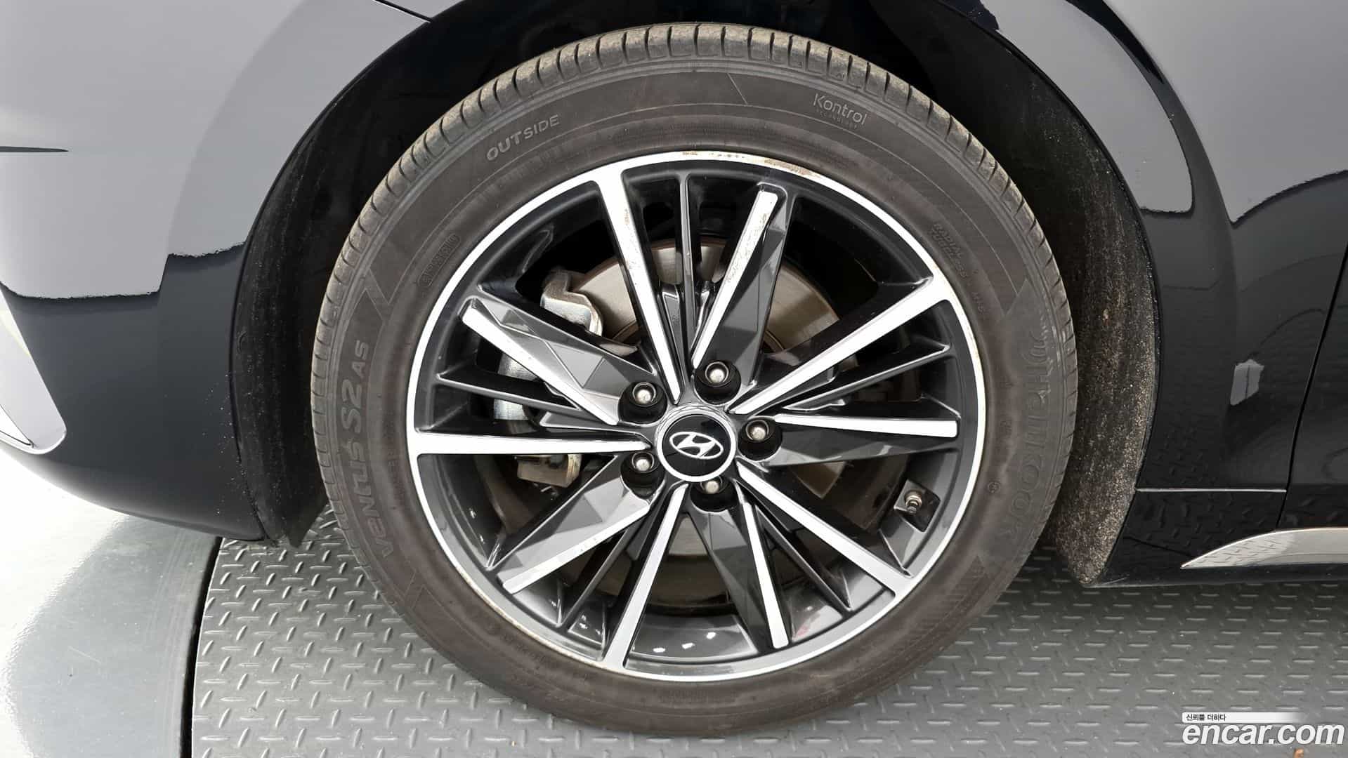 Grandeur Hyundai 2022.1-OUTER-005