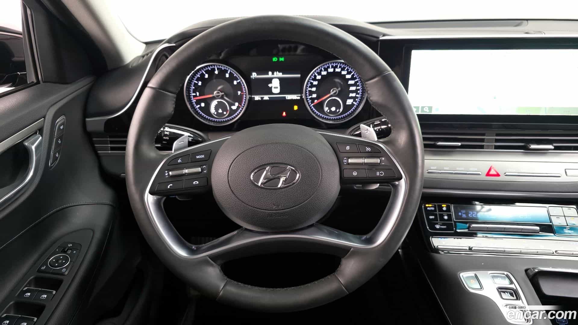 Grandeur Hyundai 2022.1-OPTION-018