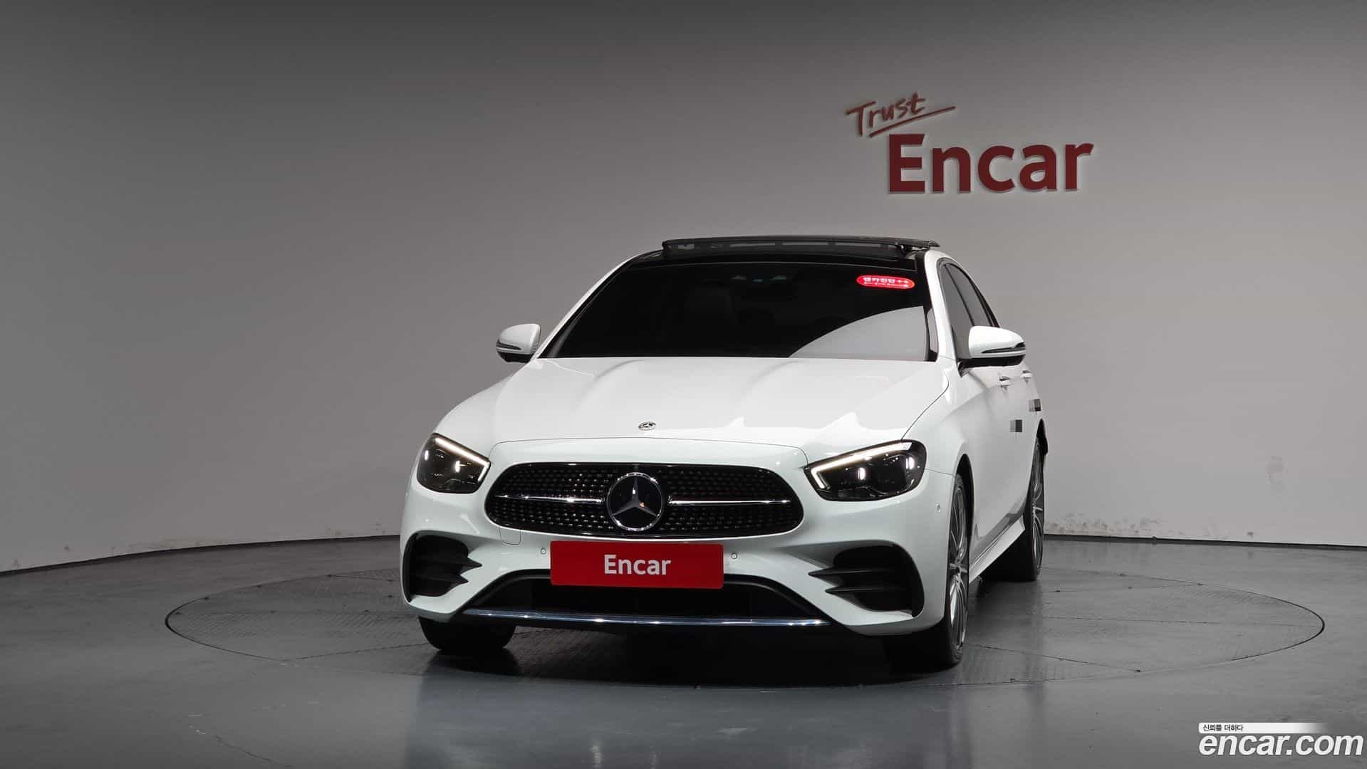 E-Class Mercedes-Benz 2020.9-OUTER-003
