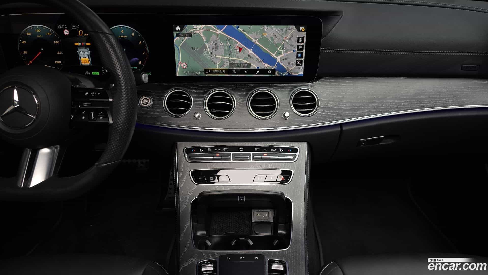 E-Class Mercedes-Benz 2020.9-OPTION-018