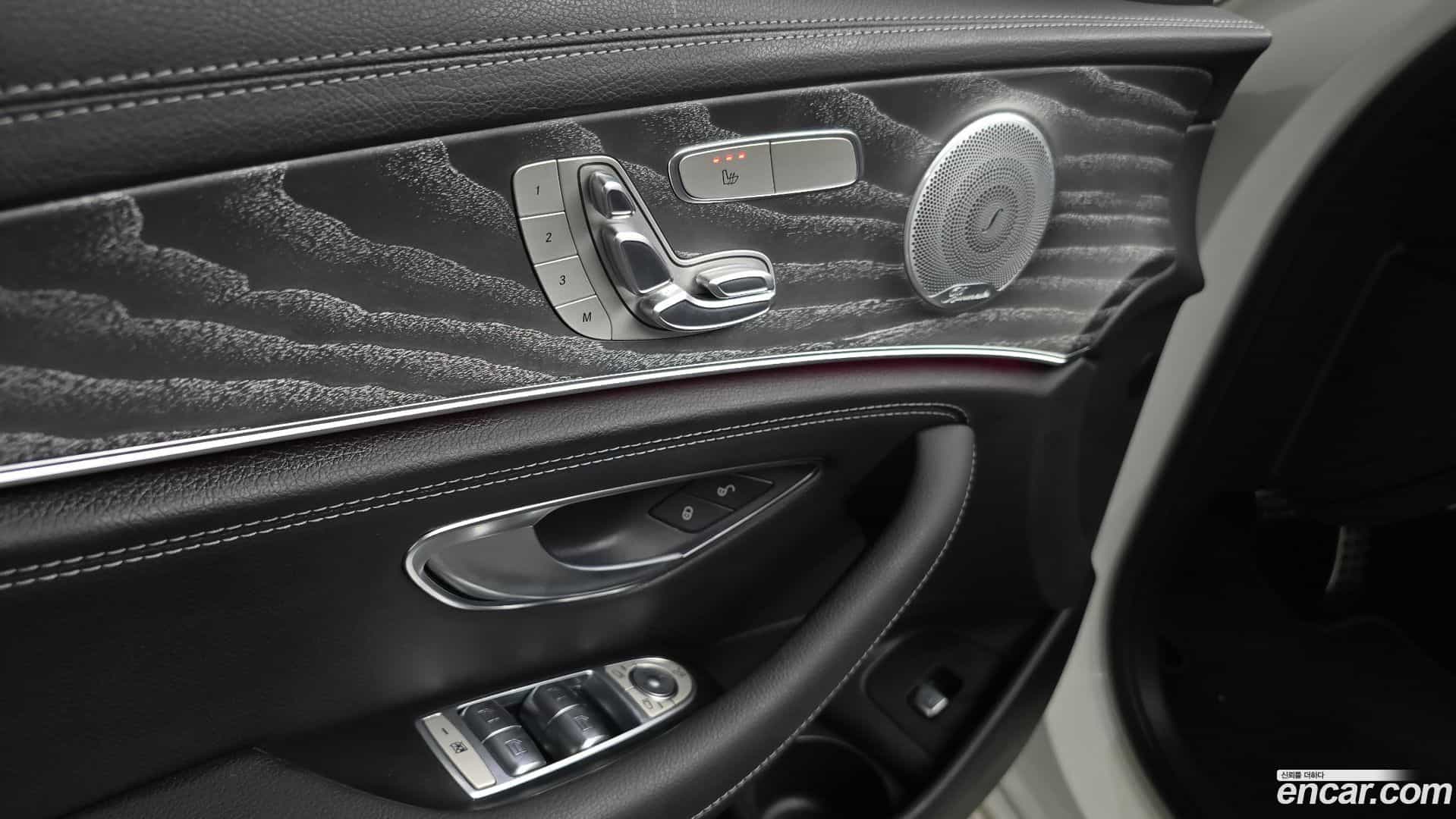 E-Class Mercedes-Benz 2020.9-INNER-034