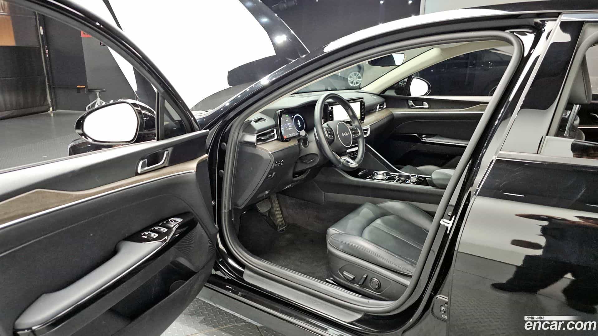 K5 Kia 2023.4-INNER-010