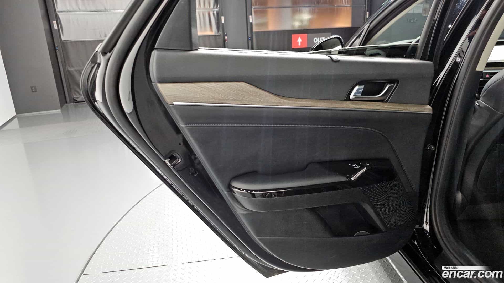 K5 Kia 2023.4-INNER-035
