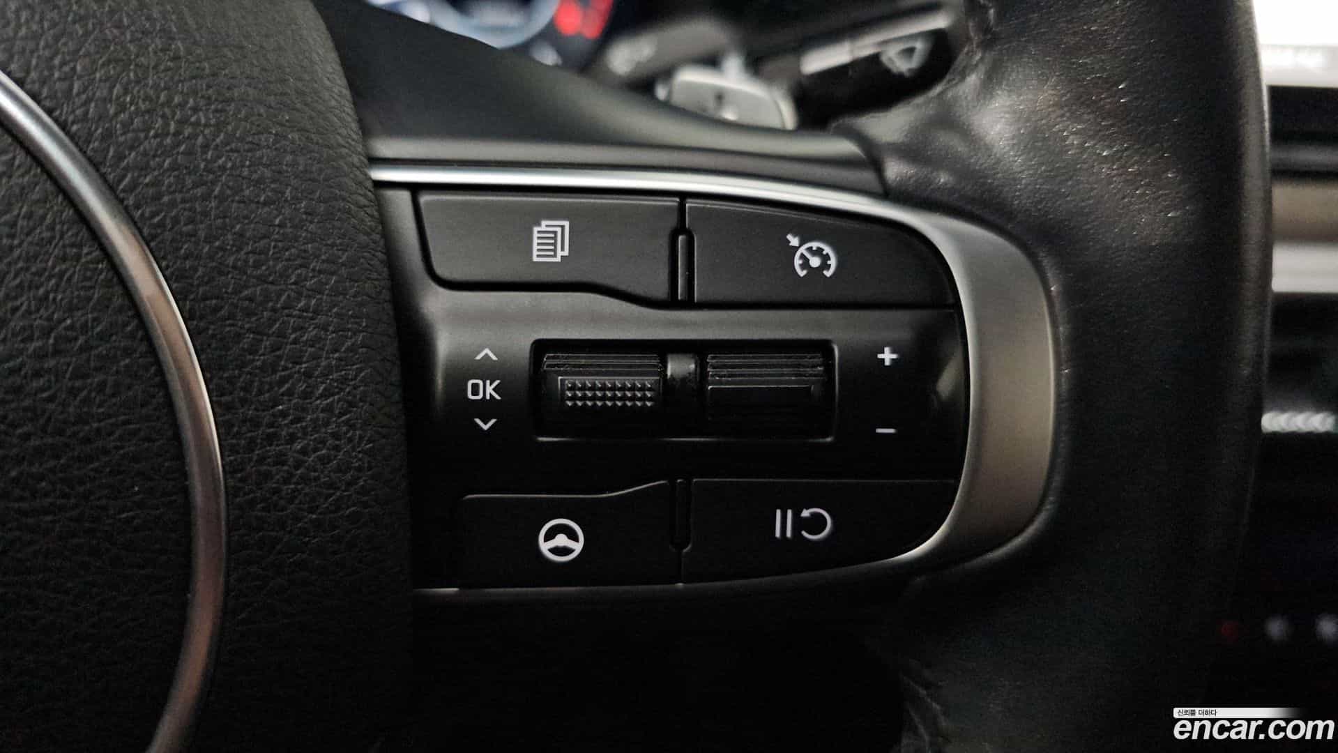 K5 Kia 2023.4-OPTION-044