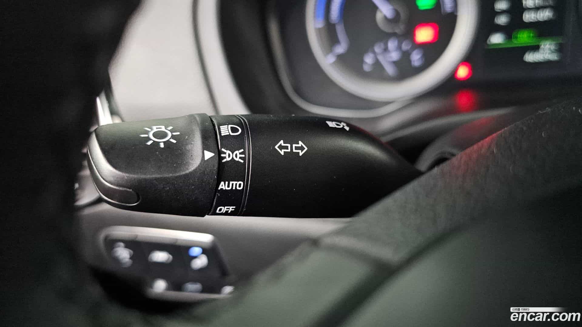 Grandeur Hyundai 2019.3-OPTION-043