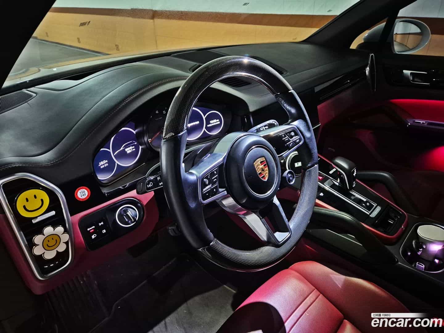 Cayenne Porsche 2019.10-INNER-009