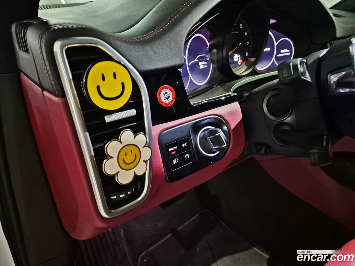 Cayenne Porsche 2019.10-OPTION-016