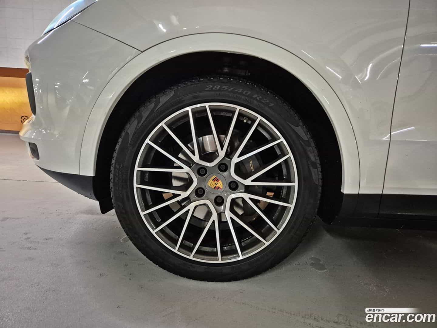 Cayenne Porsche 2019.10-OPTION-024