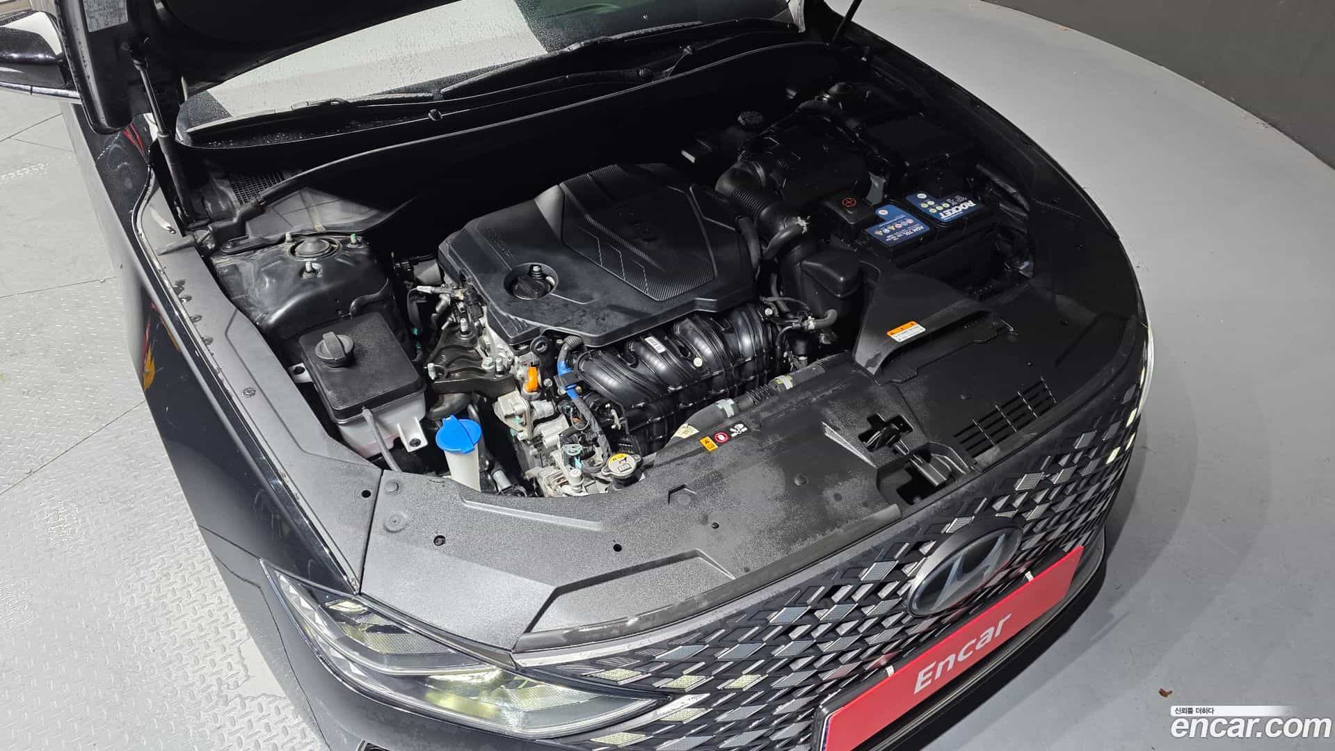 Grandeur Hyundai 2022.3-OUTER-006