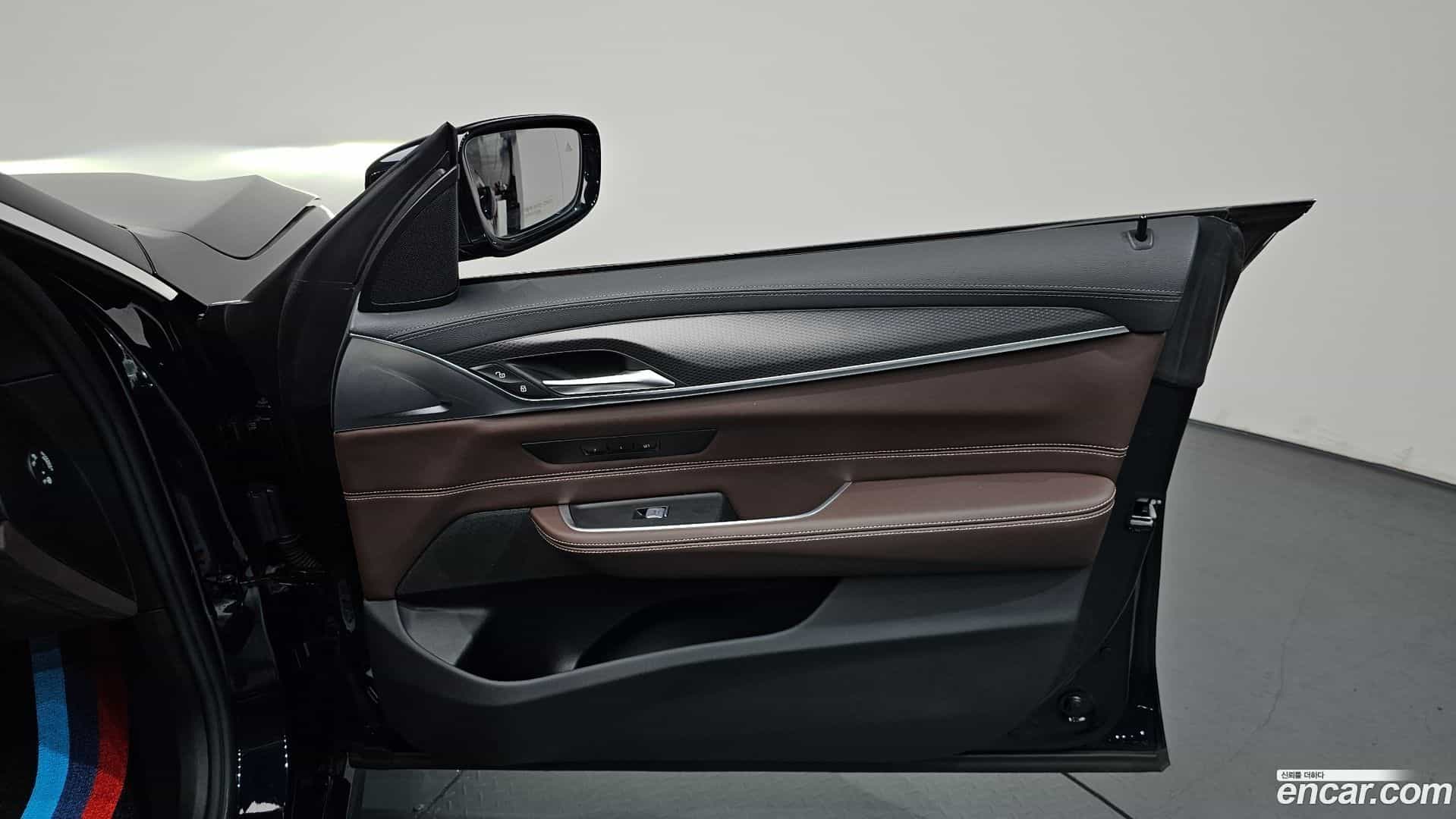 Gran Turismo BMW 2023.1-INNER-034