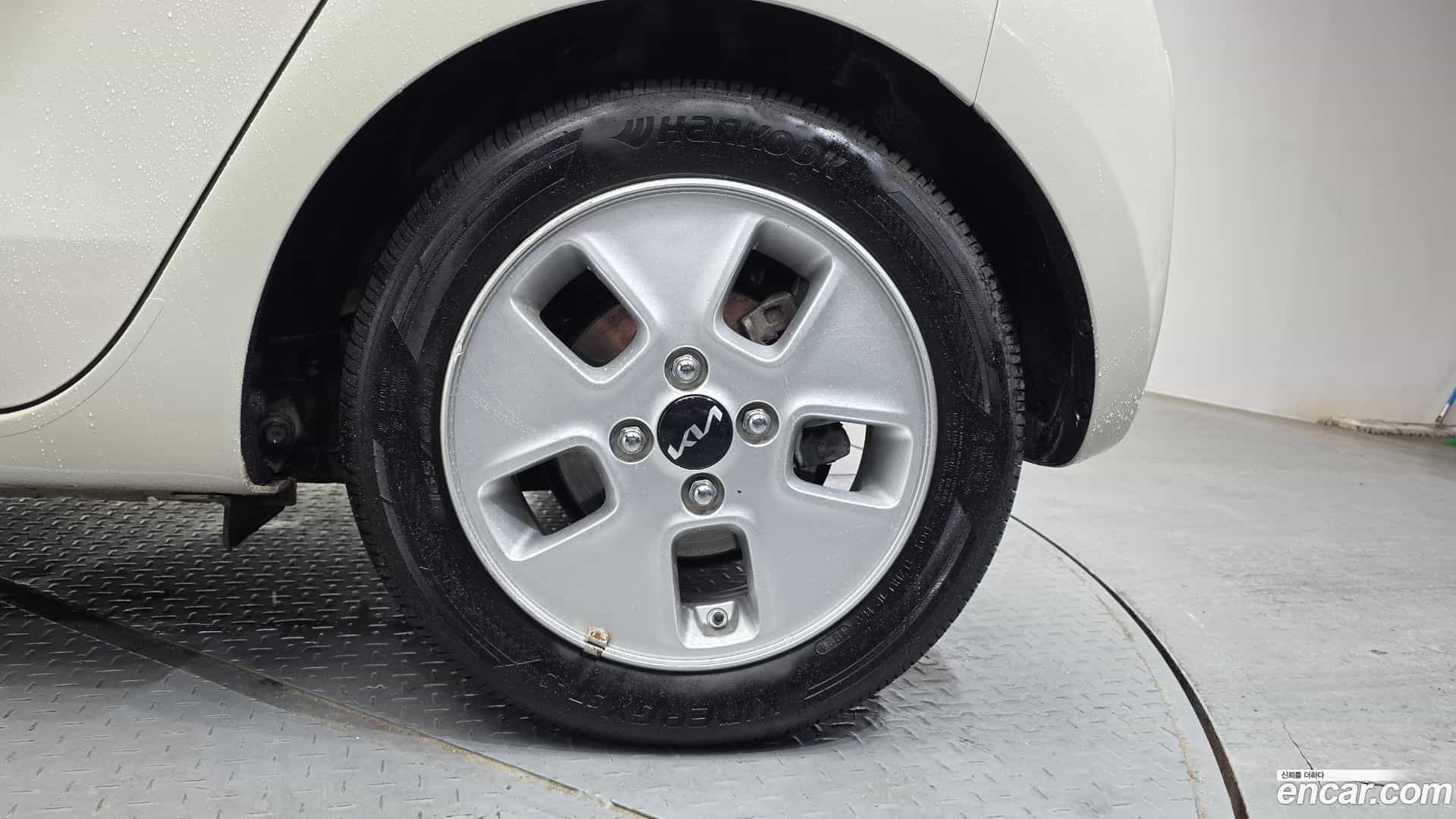 RAY Kia 2022.0-OUTER-031