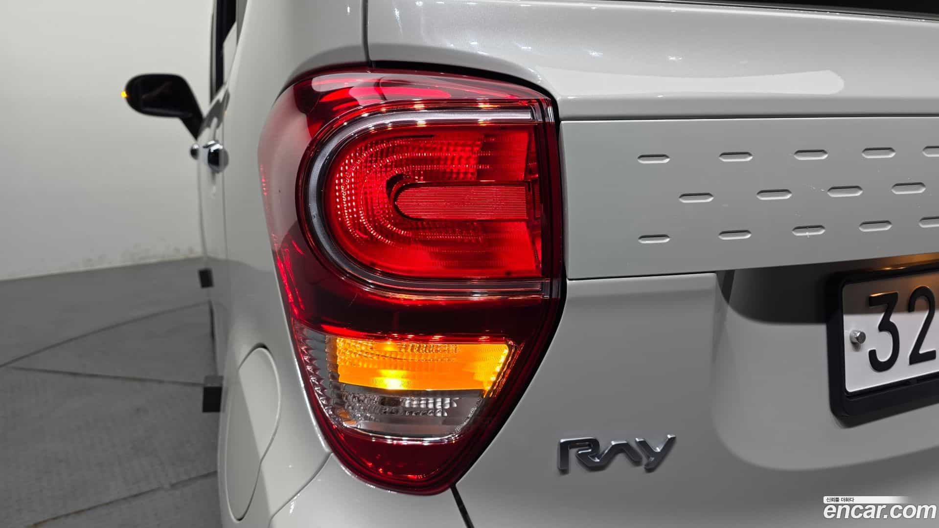 RAY Kia 2022.0-OUTER-033