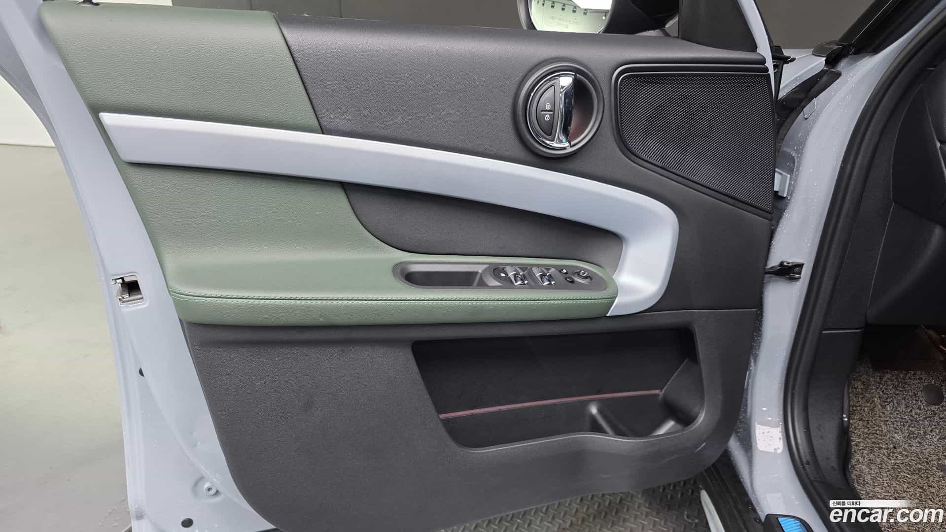 Countryman Mini 2022.10-INNER-034