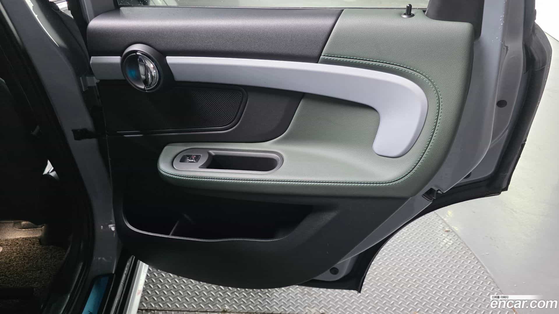 Countryman Mini 2022.10-INNER-035