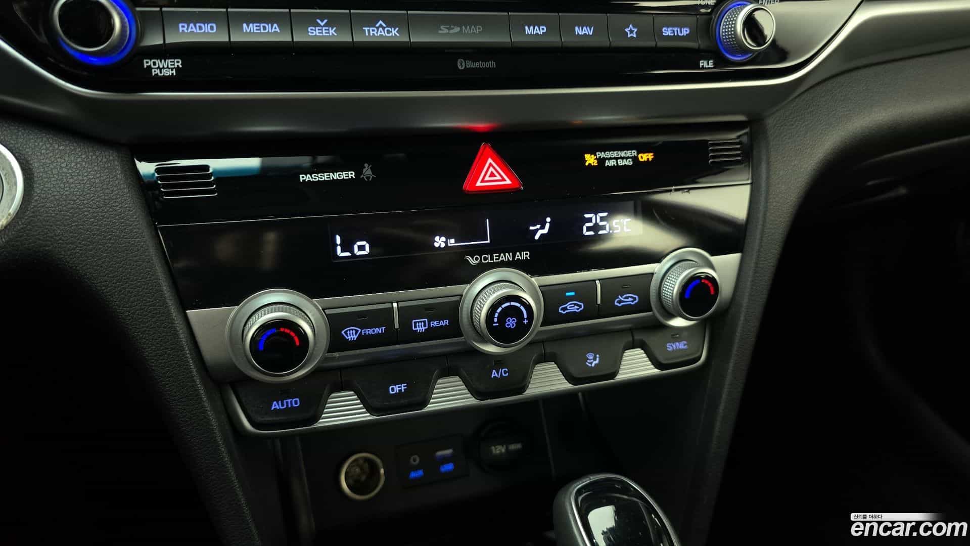 AVANTE Hyundai 2019.11-OPTION-022