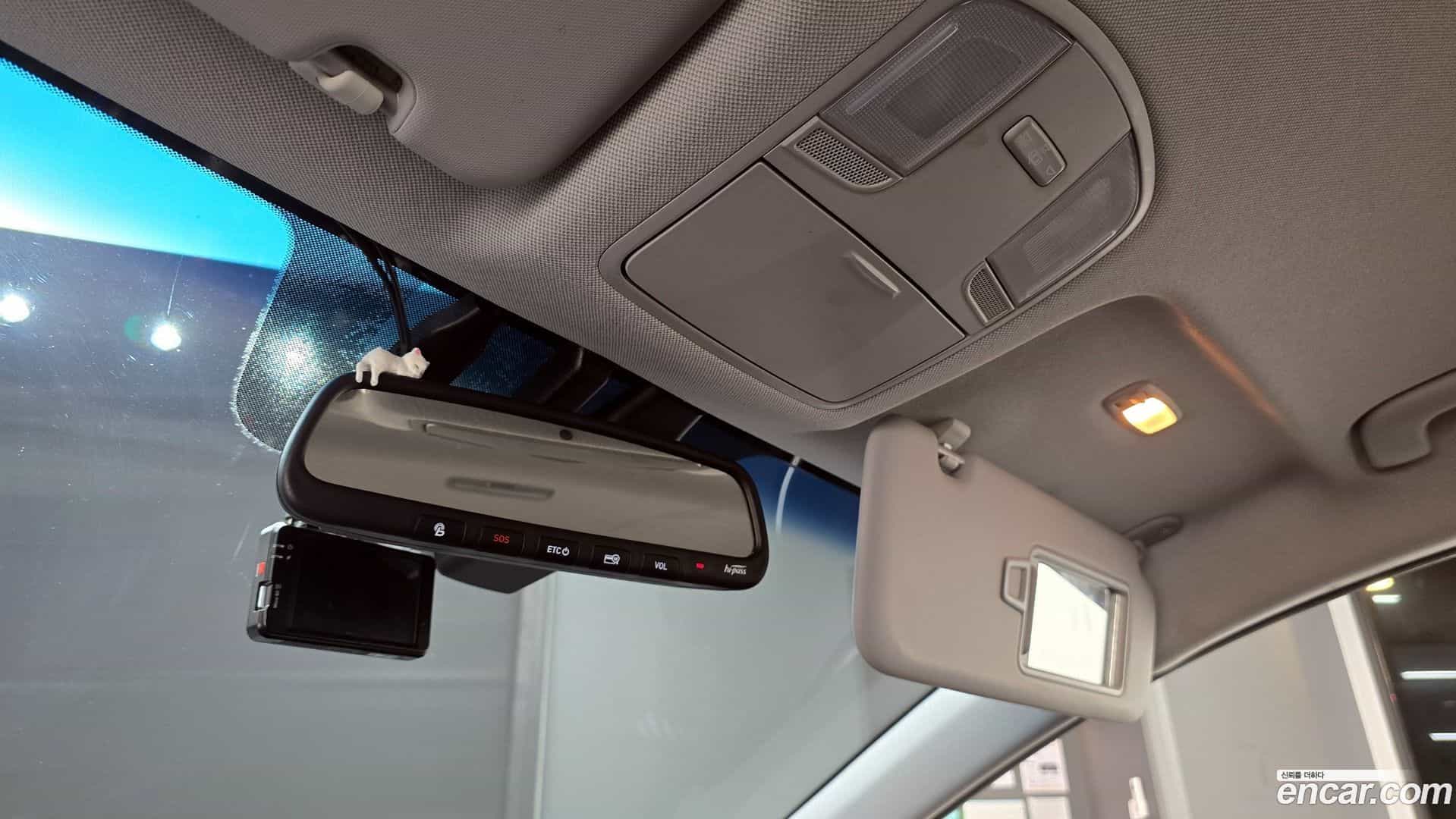AVANTE Hyundai 2019.11-OPTION-040