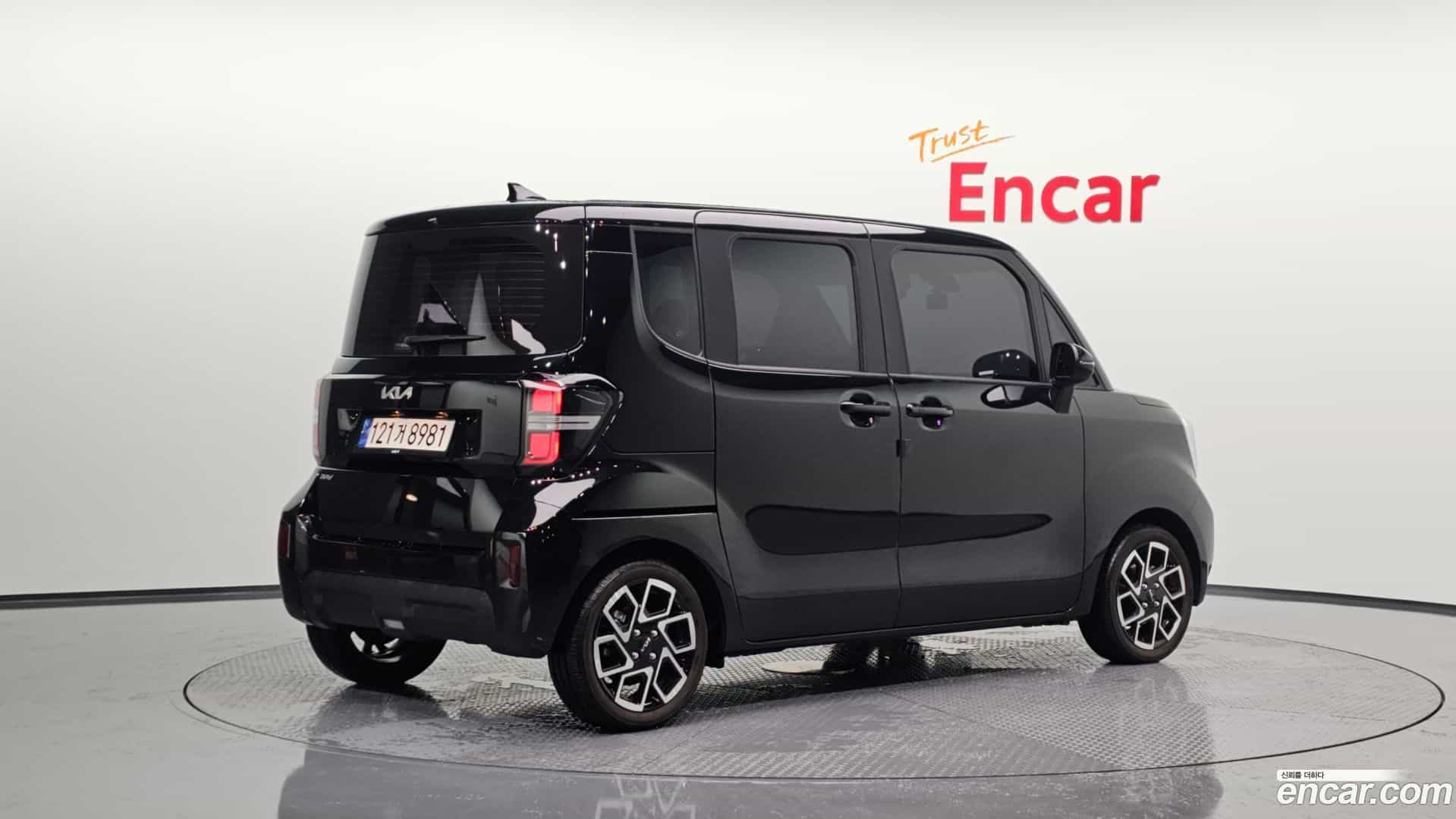 RAY Kia 2024.4-OUTER-002