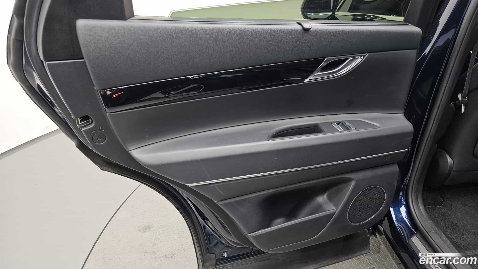 GV80 Genesis 2022.3-INNER-035