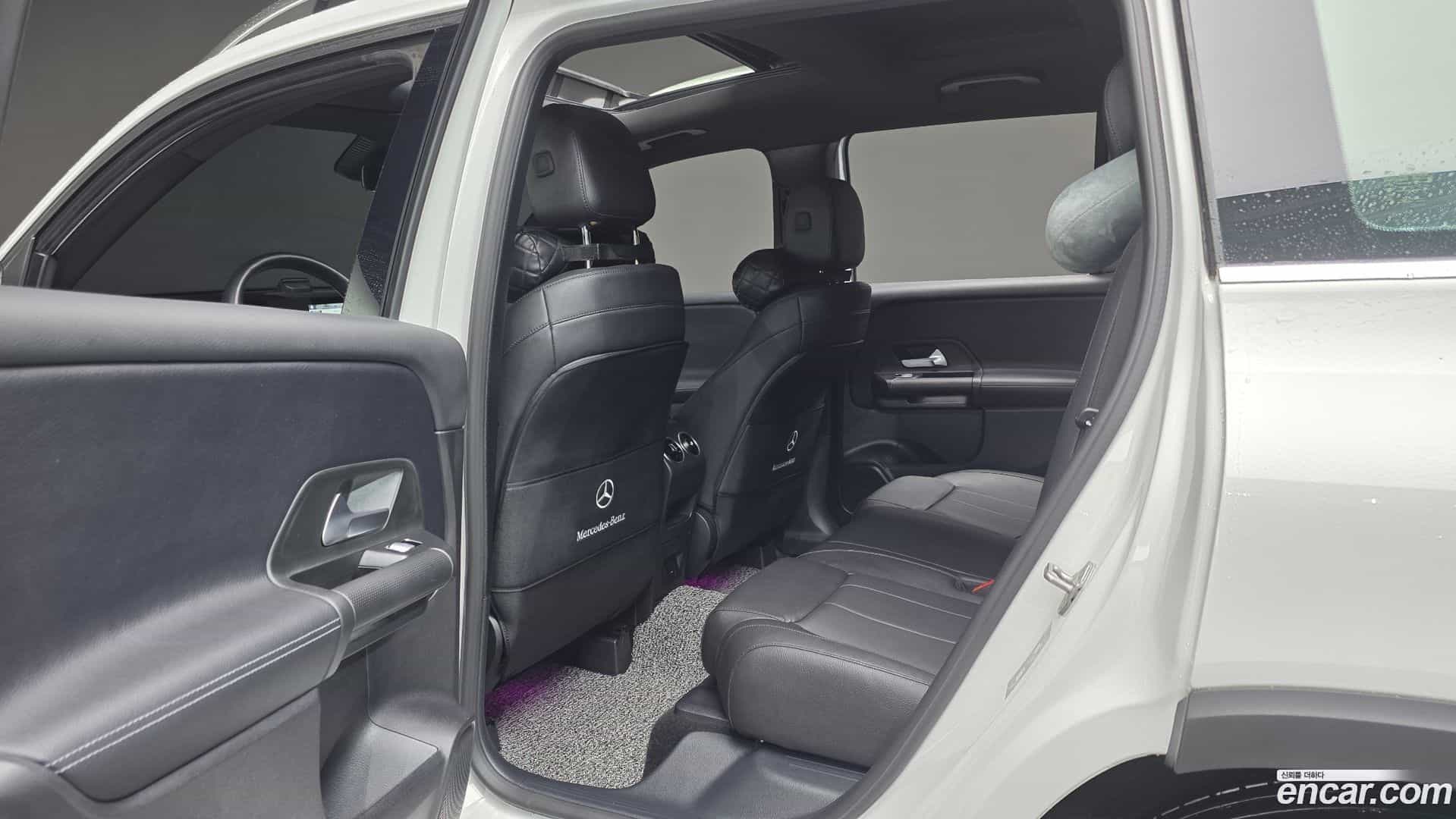 GLB-Class Mercedes-Benz 2021.8-OPTION-022