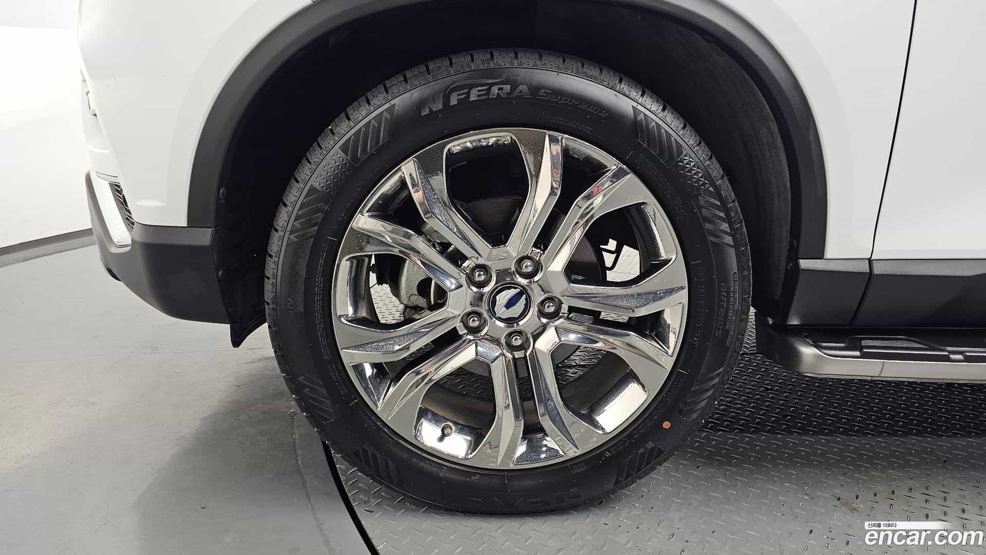 Rexton KG Mobility 2018.3-OUTER-005