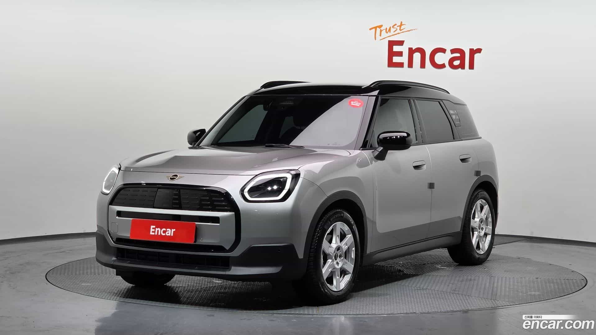 Countryman Mini 2025.10-OUTER-001